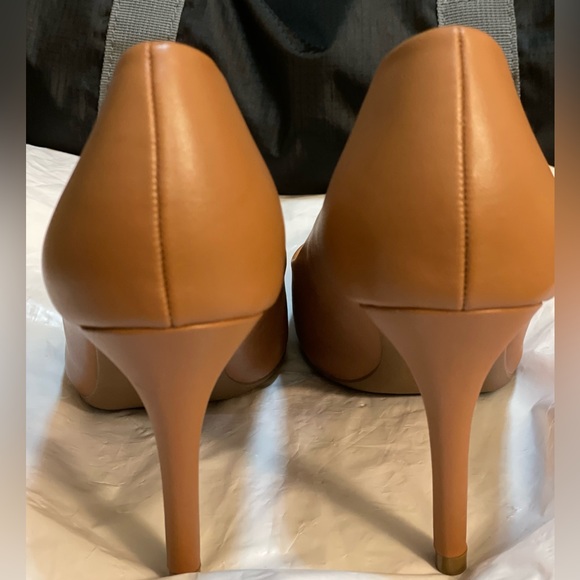 Brown Trary high heels 👠 - Picture 5 of 13